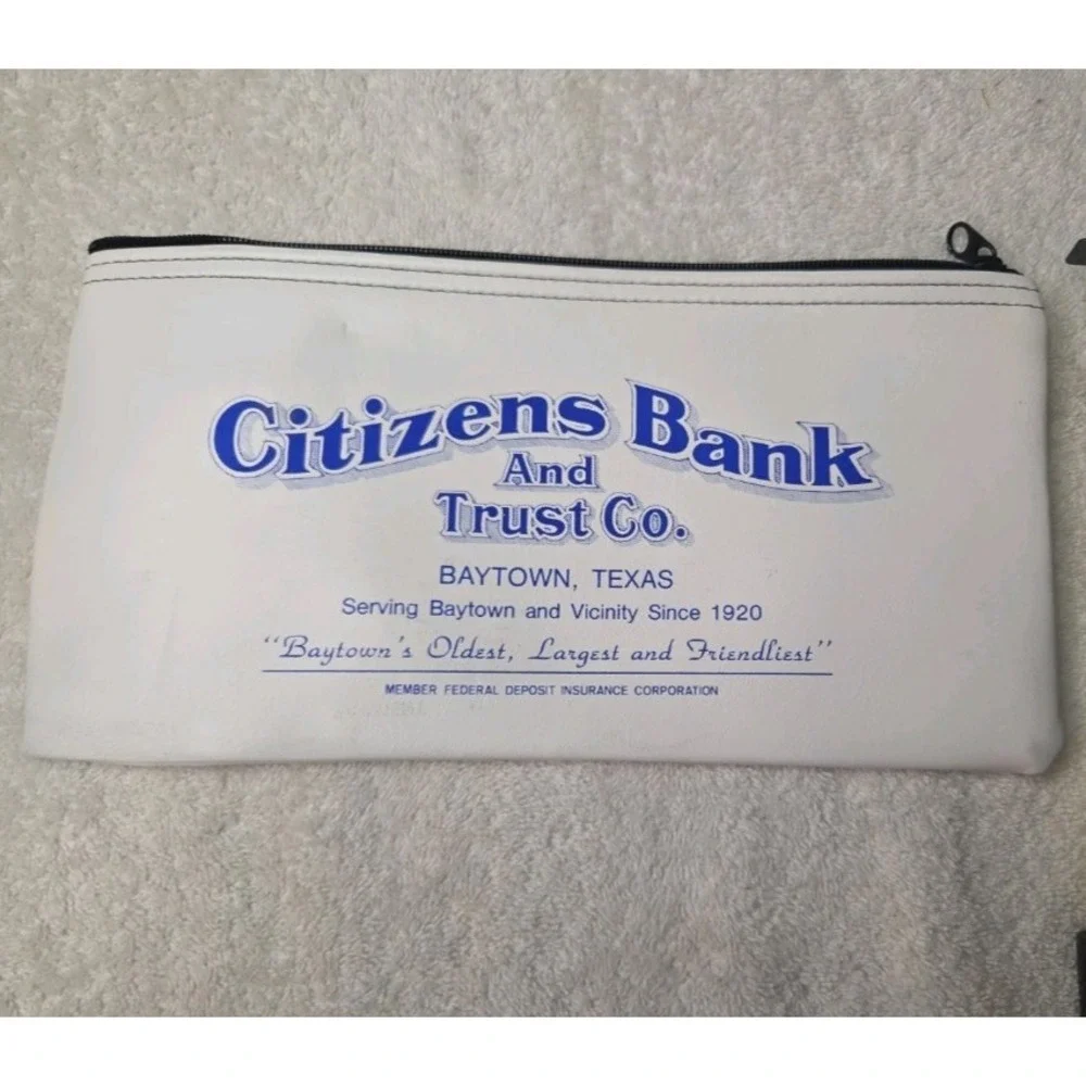 Vintage Citizens Bank and Trust Co Baytown Tx Zippered Vinyl Deposit Bag Pouch